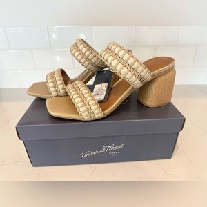 UNIVERSAL THREAD WOMENS HEELS